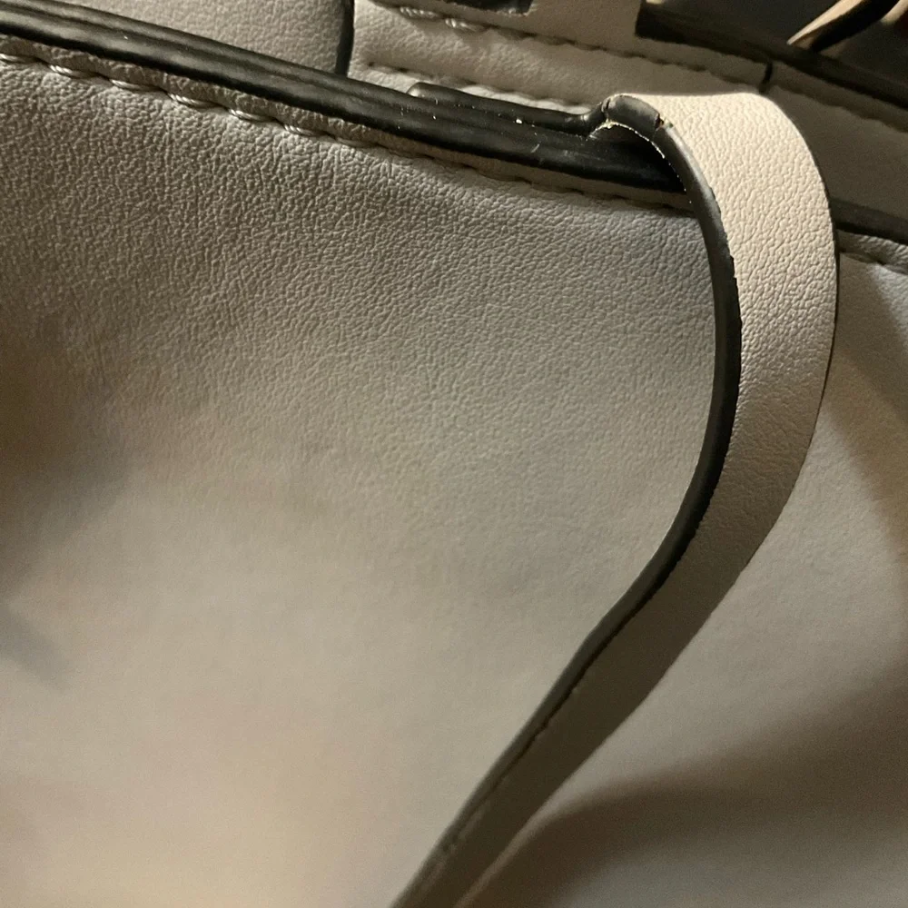 West Bronco Grey Shoulder Bag